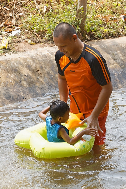 Famille et amis-AVR16-014
